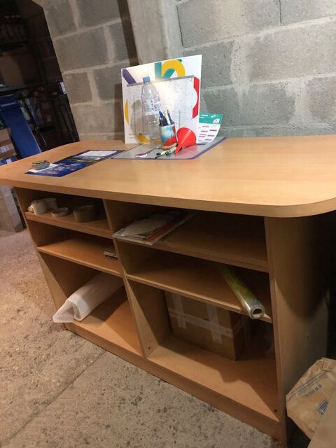 Bureau 350 Availles-en-Chtellerault (86)