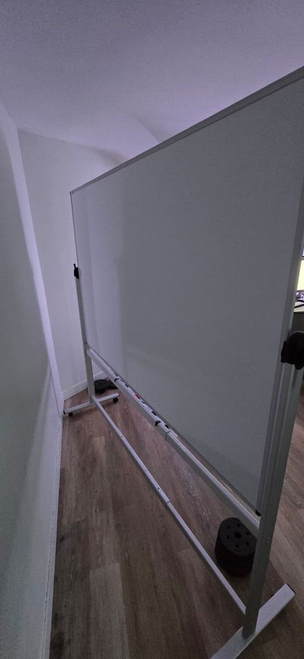 Tableau blanc magn&eacute;tique VIZ-PRO 180x120 cm double face sur Meubles