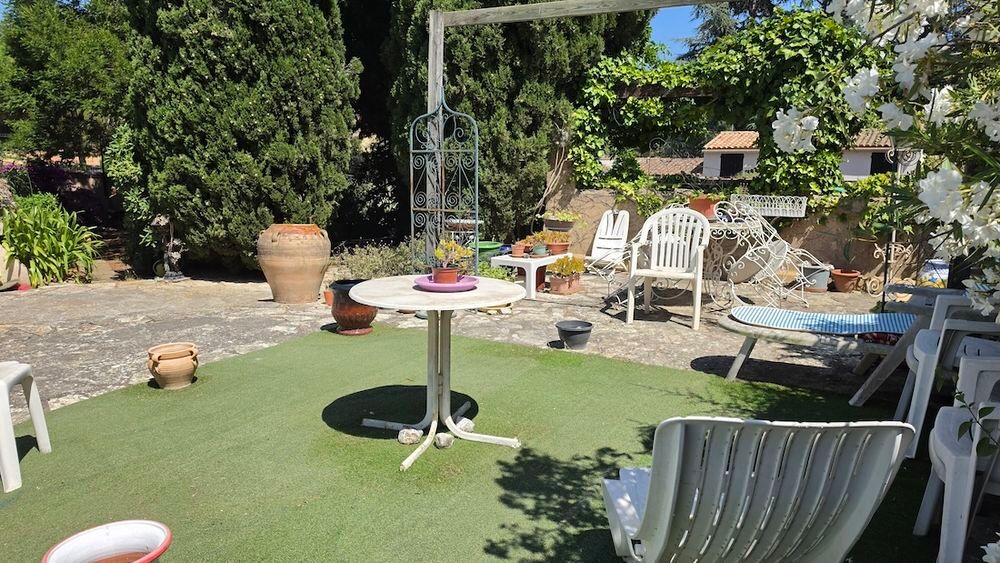 Vente Maison LE CAP D'AGDE- Villa de style rustique 5/6 pièces avec jardin clos garage et piscine. Le cap d agde