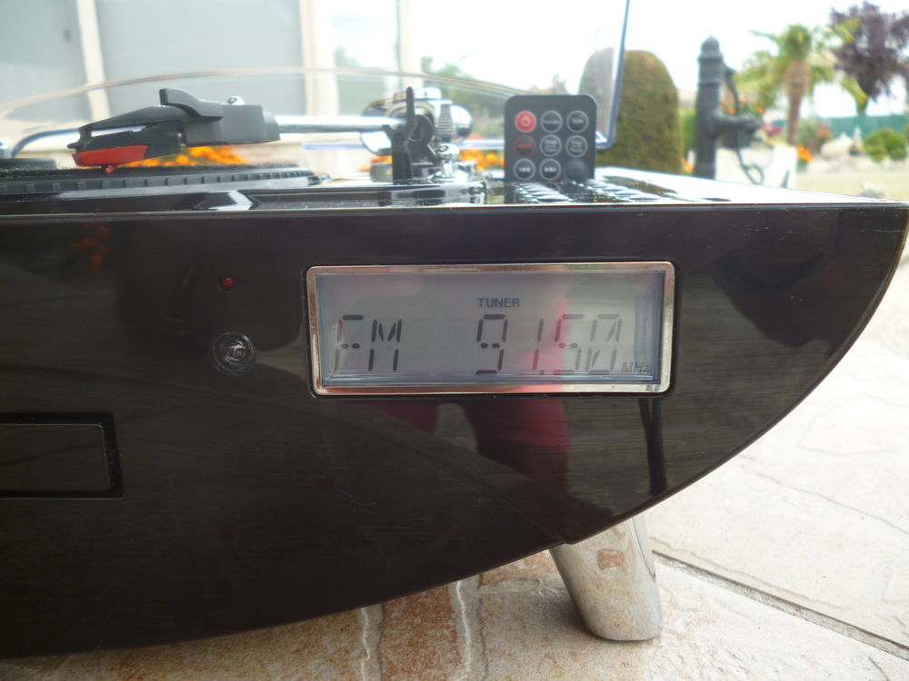 Un tourne disques encodeur CD et vinyles