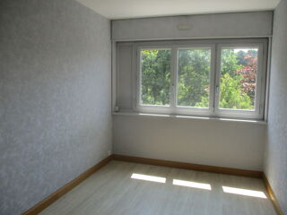  Appartement  louer 4 pices 77 m
