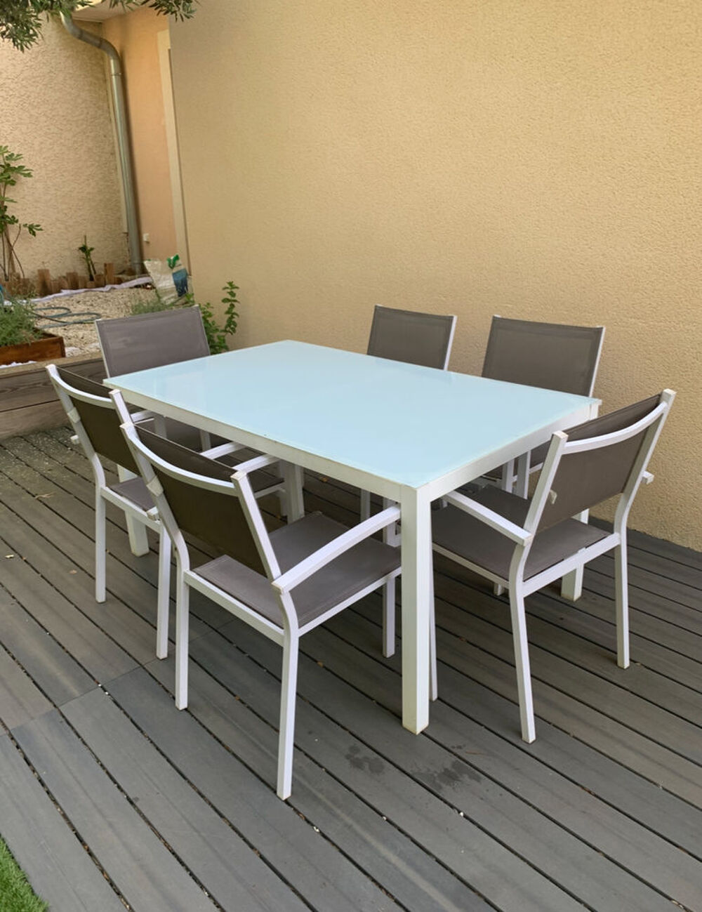 Table + chaises Meubles