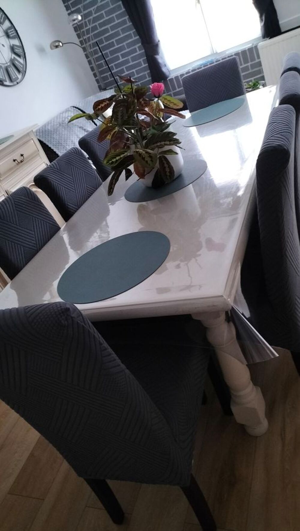 Table de salle &agrave; manger Meubles