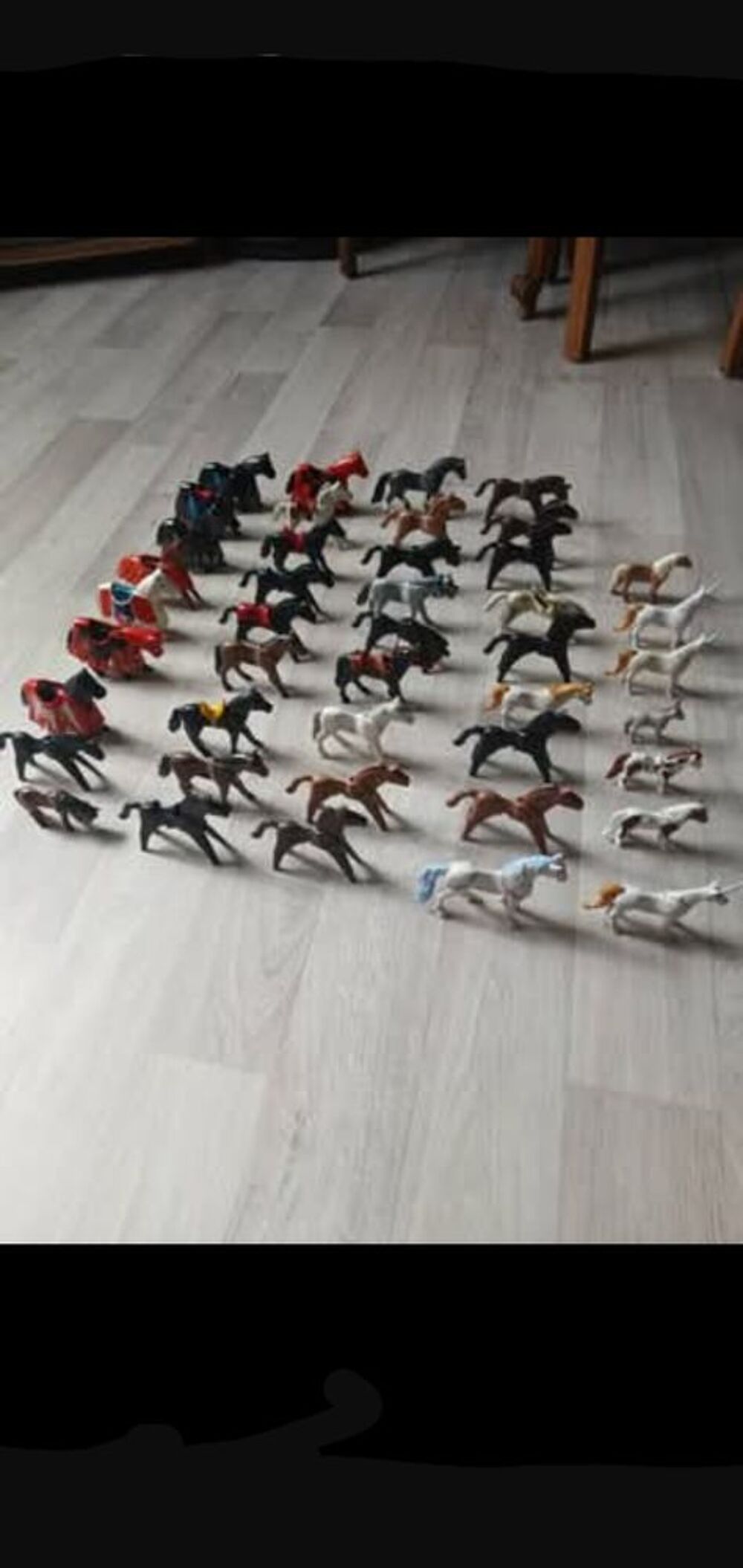 43 chevaux playmobil Jeux / jouets