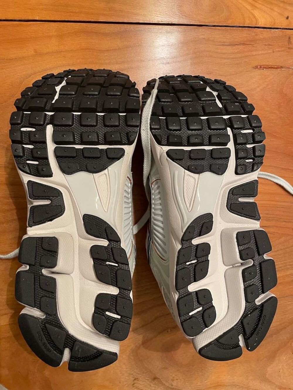 Nike Zoom Vomero 5 light Silver neuf Chaussures