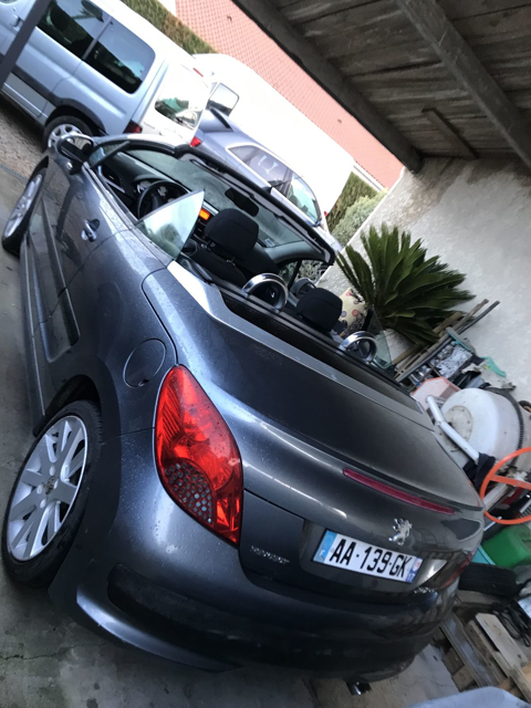 Peugeot 207 cc 1.6 HDi 16V 110ch FAP BLUE LION F&eacute