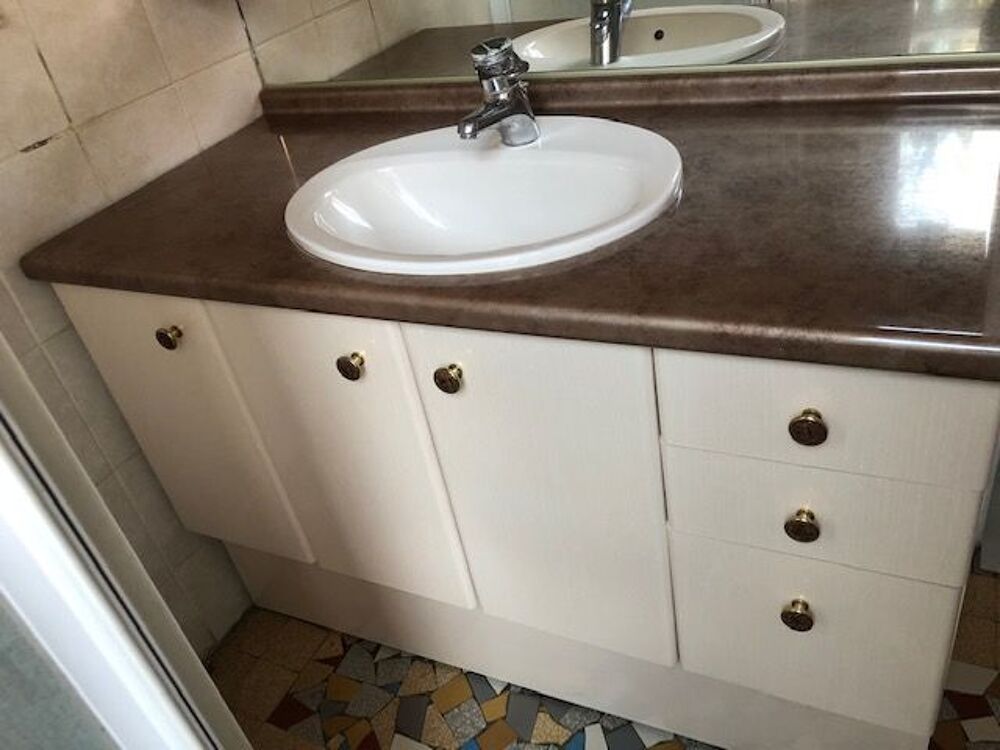 Meubles de salle de bains haut et bas Meubles