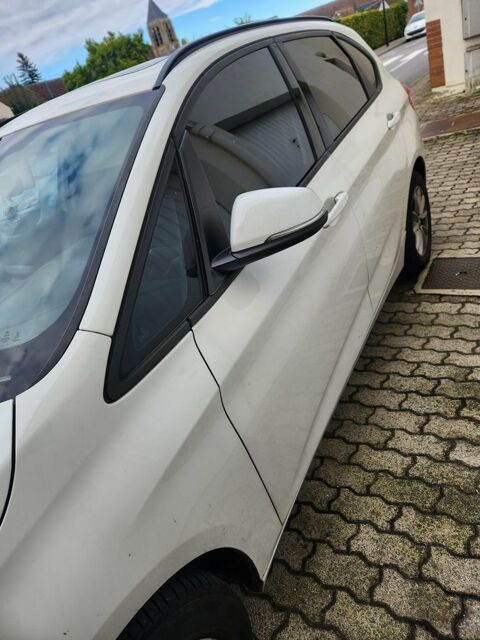 BMW Serie 2 Active Tourer 218d 150 ch Executive A 2015 occasion Le Meux 60880