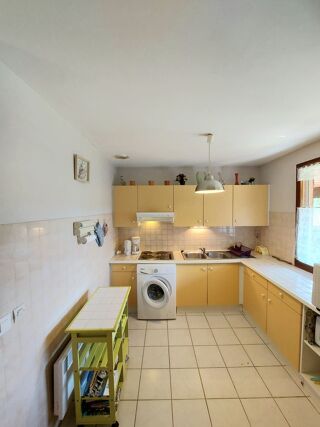  Appartement à louer 5 pièces 50 m²