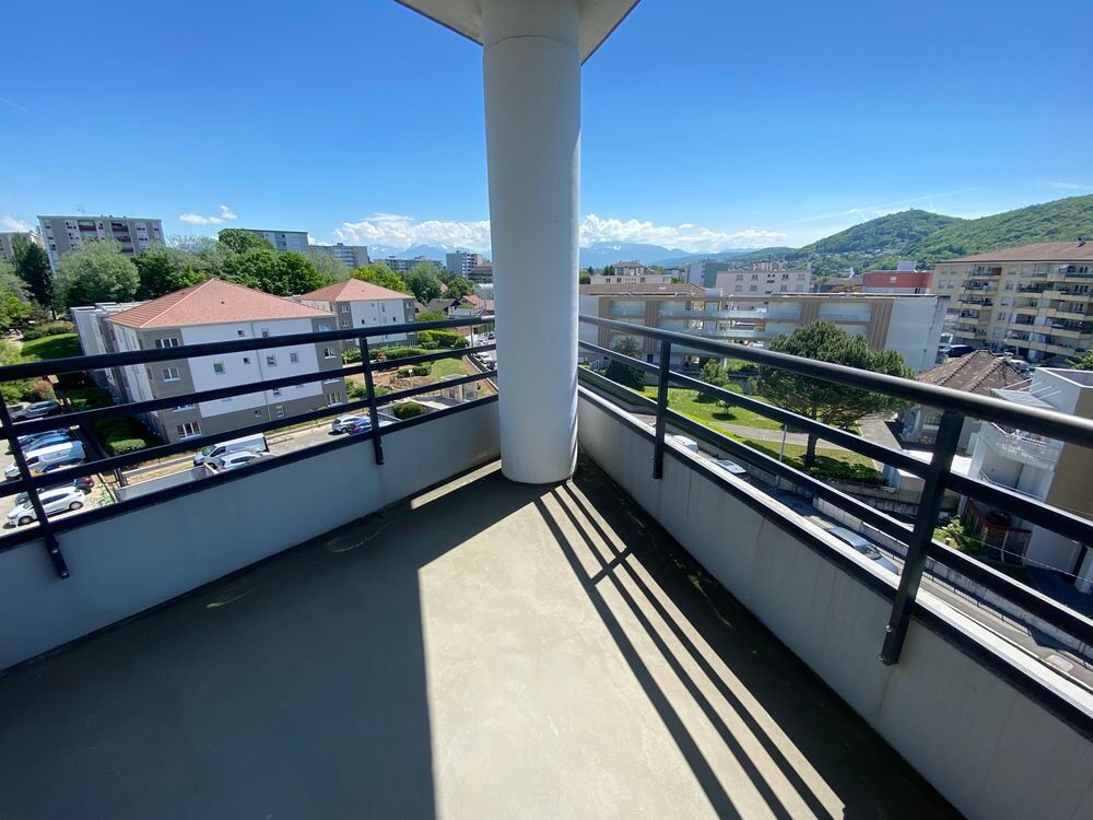 Vente Appartement Appartement 4 pièces 83 m2 Annemasse Proche Centre Etage 5/6 Annemasse