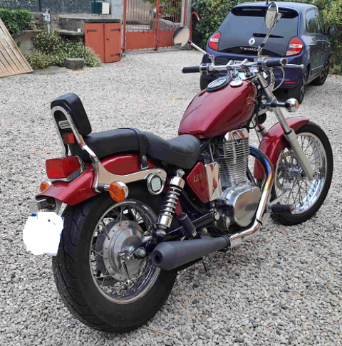 Moto SUZUKI 1995 occasion Pau 64000