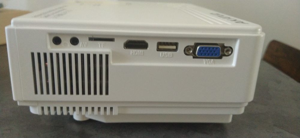Vid&eacute;oprojecteur neuf Photos/Video/TV