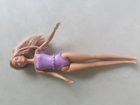 3 poup�es 20 Jury (57)