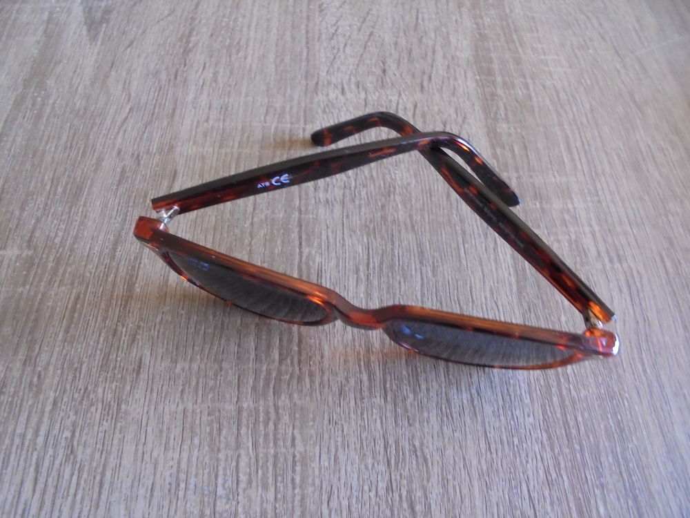 Lunettes solaires &eacute;cailles de tortue (27) Maroquinerie