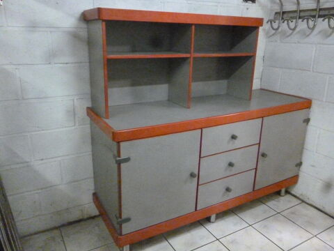 un buffet gris très sympa 150 Heudreville-sur-Eure (27)