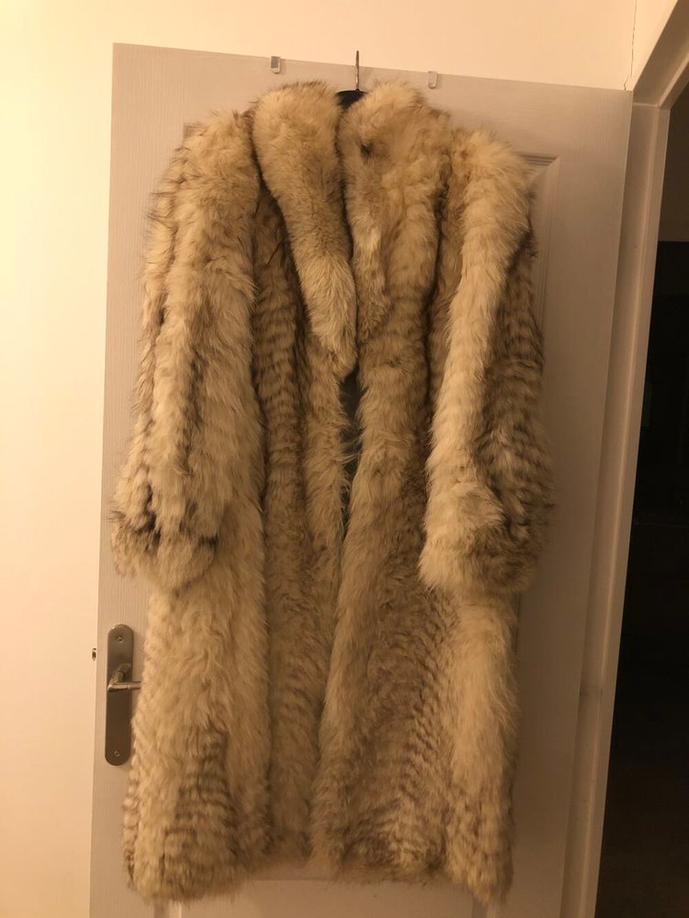 Manteau de fourrure renard argent&eacute; Vêtements