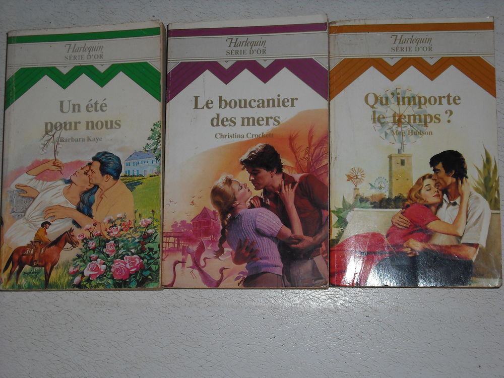 livres Harlequin serie or 3 euros les 3 livres Livres et BD