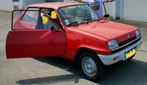 RENAULT Voiture  occasion Segr&eacute; 49500