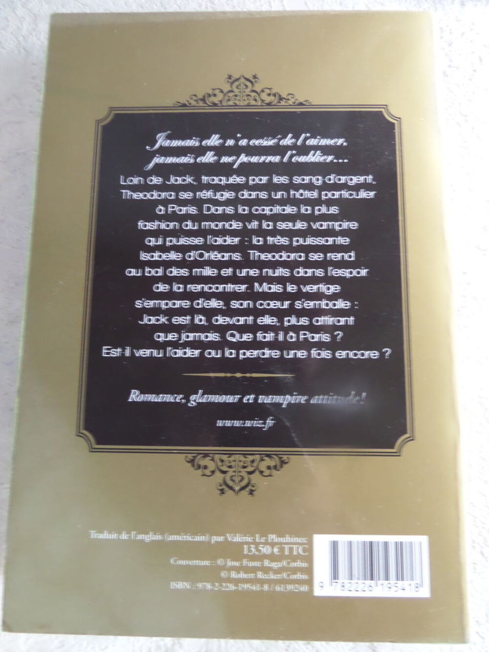 Le baiser du vampire il y as 3 volumes Livres et BD
