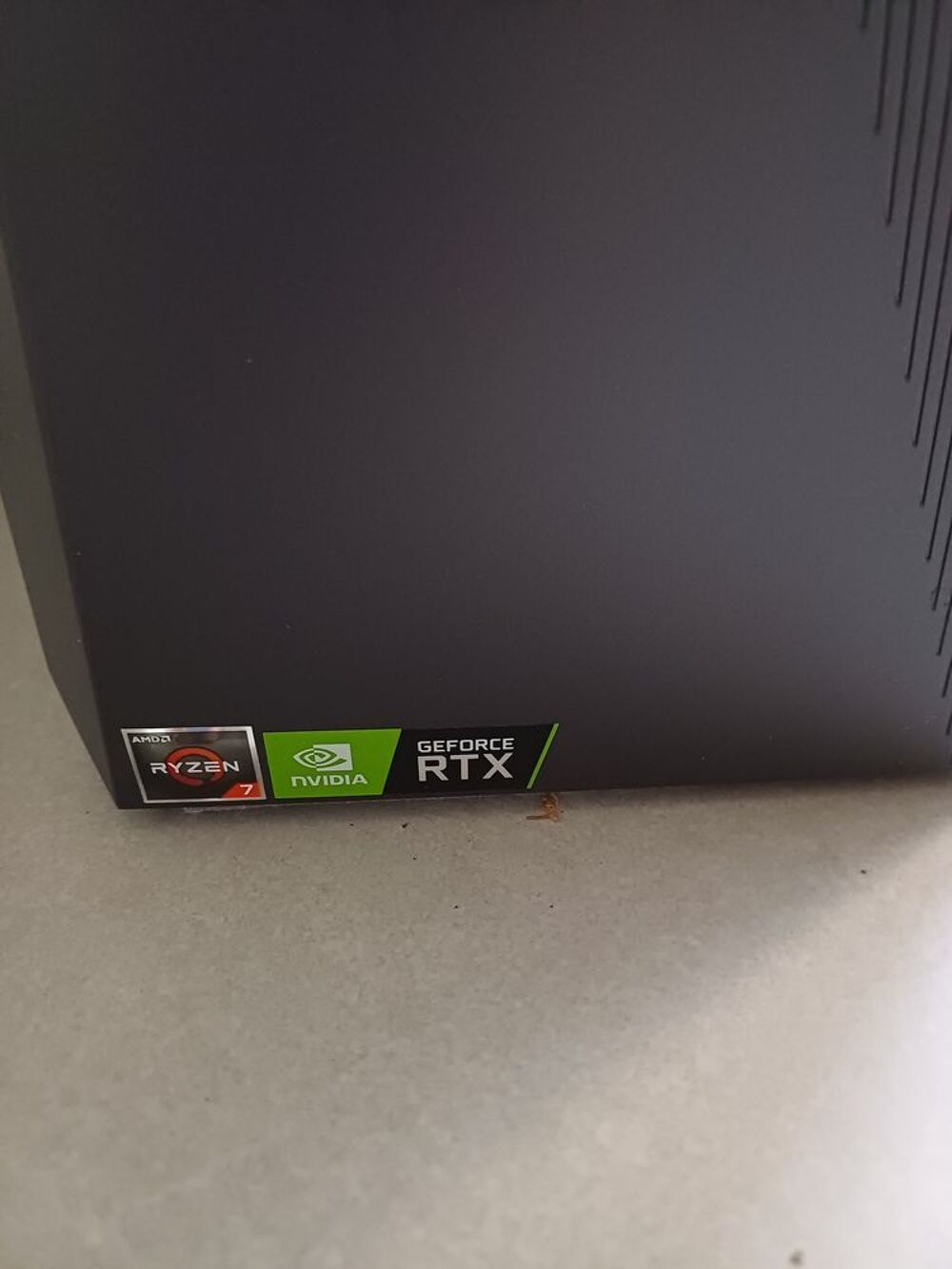 PC Gamer Asus ROG STRIX GL 10DK-73700X100W Matériel informatique