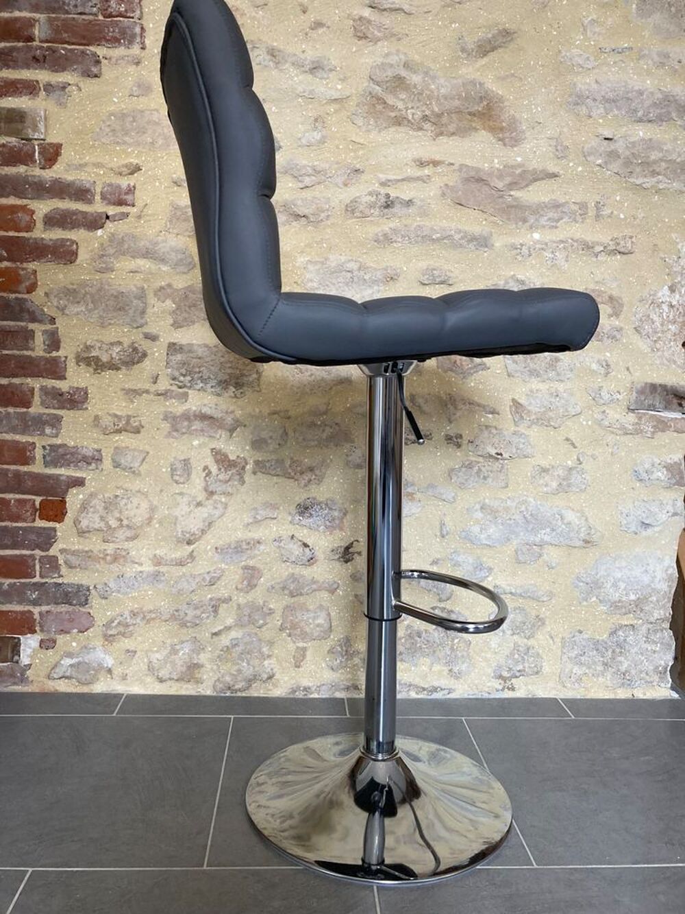 Lot 6 tabourets haut Meubles