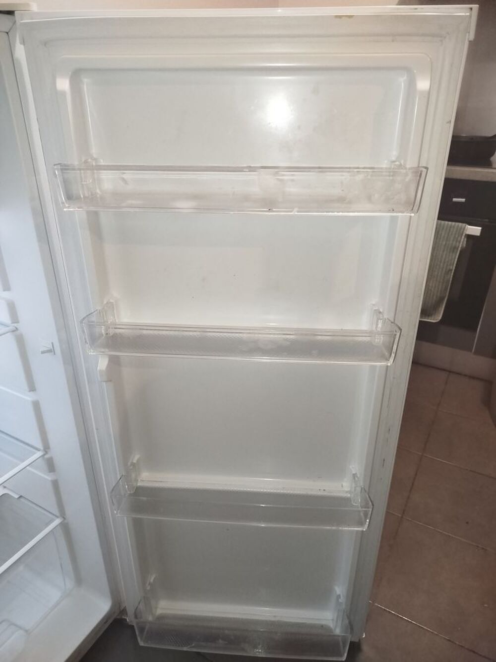 Petit frigo avec cong&eacute;lateur Electroménager