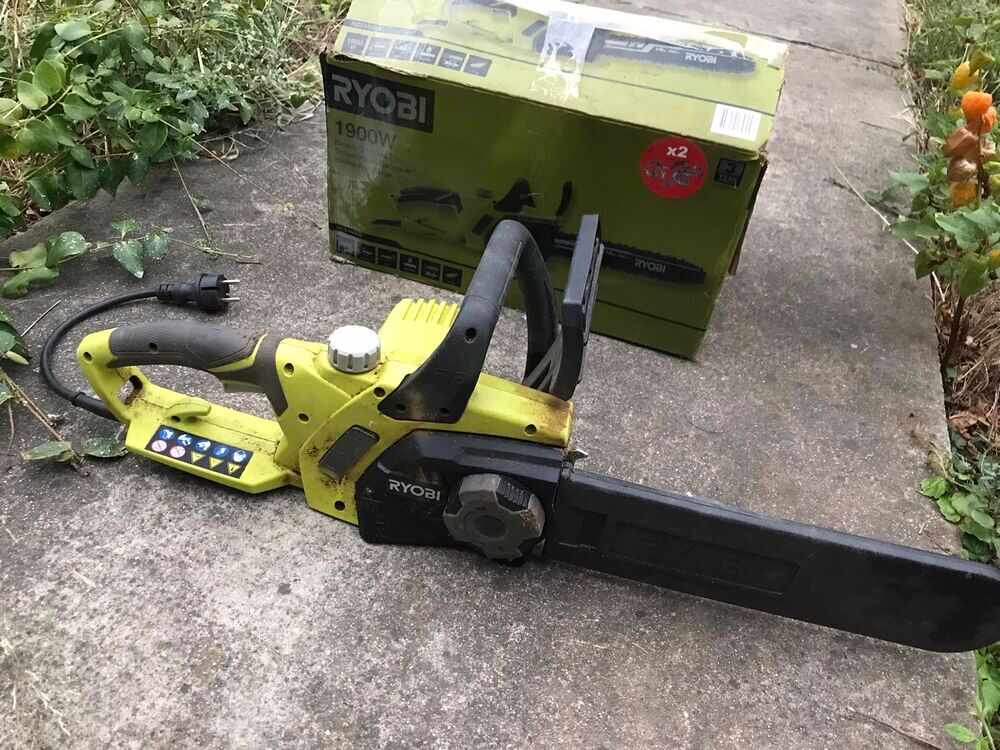 Tron&ccedil;onneuse &eacute;lectrique RYOBI RCS1935B &agrave; r&eacute;parer avec une ch Bricolage