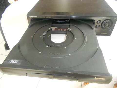 lecteur cd  laserdisc pioneer  0 Toulon (83)