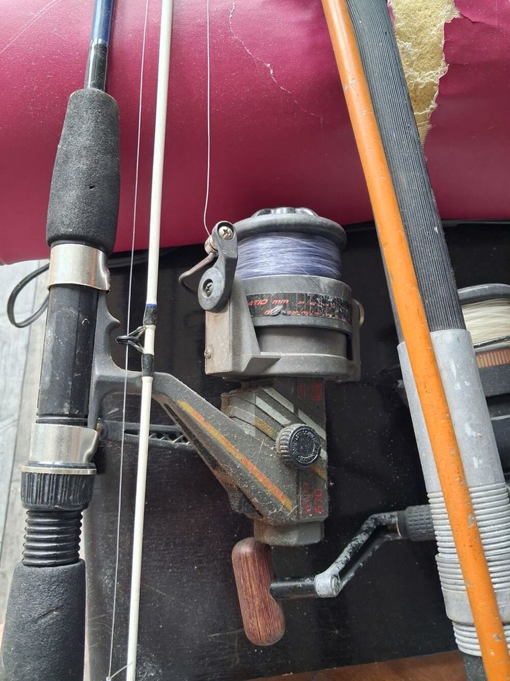 Lot mat&eacute;riel de p&ecirc;che avec 2 lancers Sports