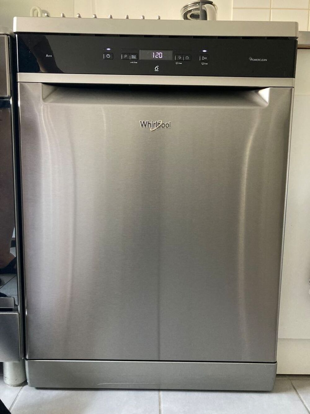Lave vaisselle inox pose libre Whirlpool Electroménager