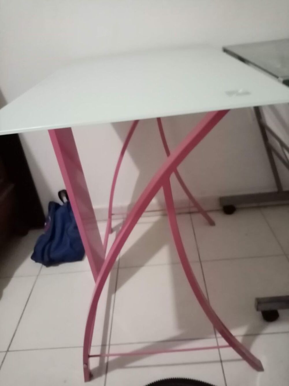 bureau de fille rose dessus en verre 8 11ans Meubles
