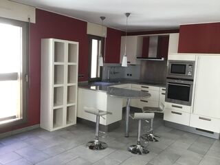  Appartement à louer 2 pièces 45 m² Metz