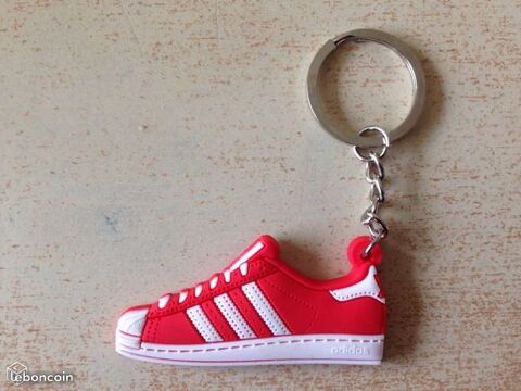 Porte clé basket adidas model superstar 4 Carnon Plage (34)