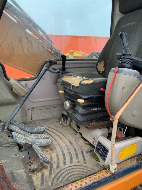 pelle &agrave;  chenille Samsung, 13T 9000 93190 Livry-gargan