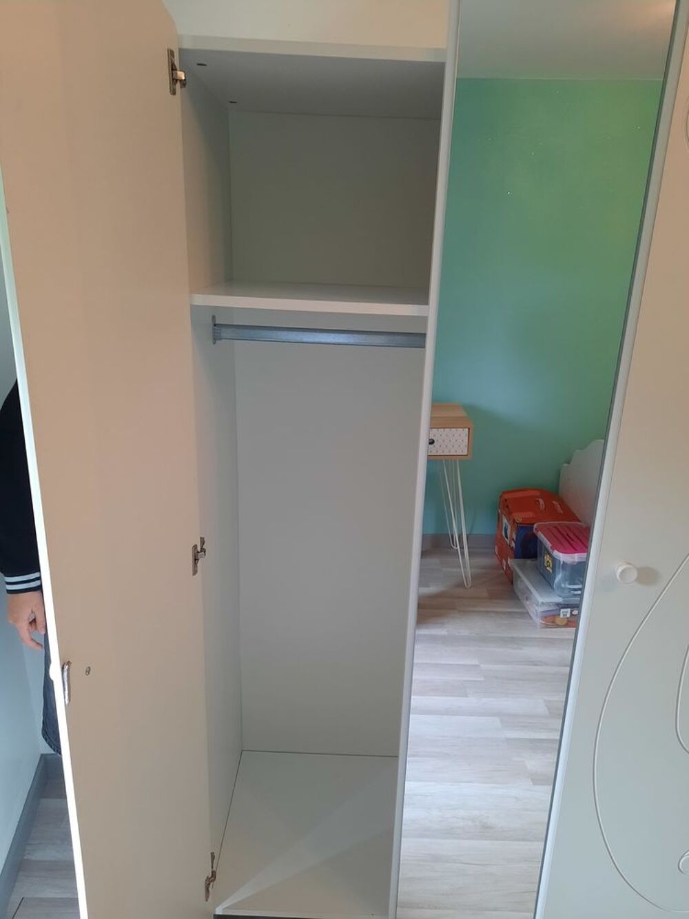 Lit 90&times;190cm+ armoire + table de chevet Mobilier enfants
