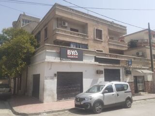  Villa à vendre 8 pièces 300 m² Constantine, algérie