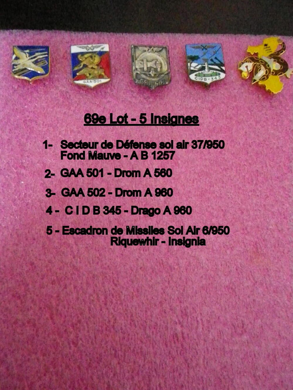 lot insignes 