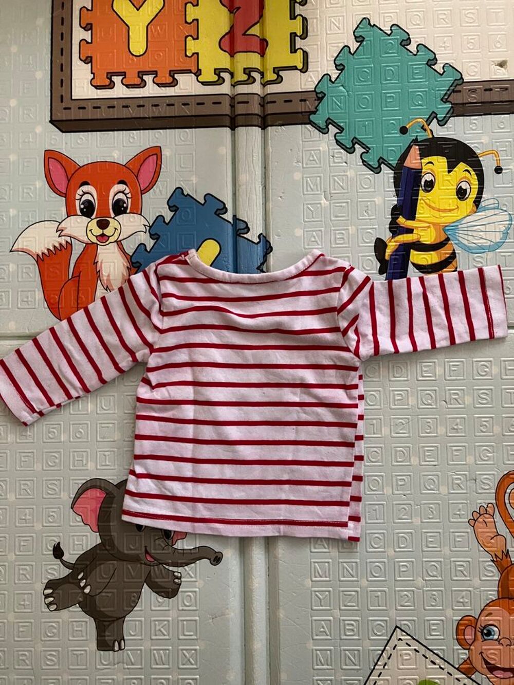 pull Chicaprie taille 3 mois Vêtements enfants