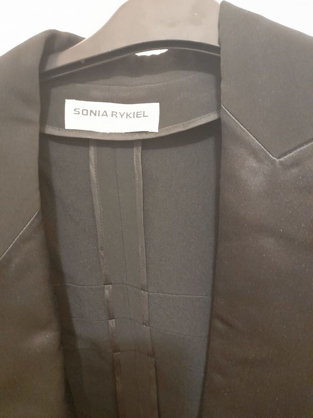 V&ecirc;tements de marque Vêtements