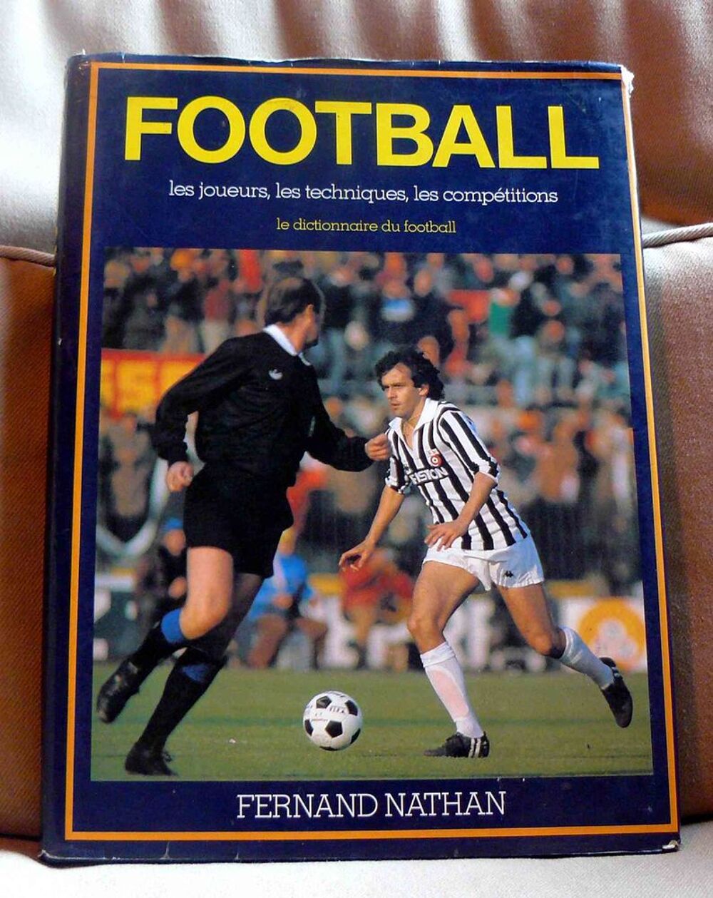  Le Dictionnaire du Football - Nathan - 1984 Livres et BD