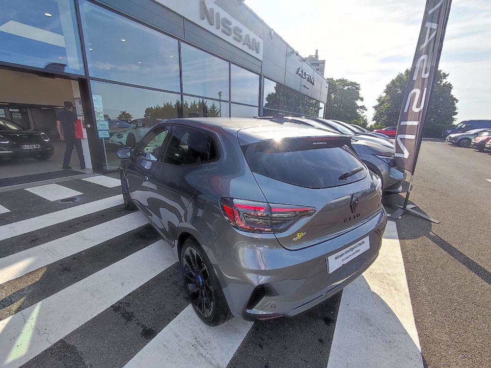 Clio V Clio E-Tech full hybrid 145 Esprit Alpine 2024 occasion 95350 Saint-Brice-sous-For&ecirc;t
