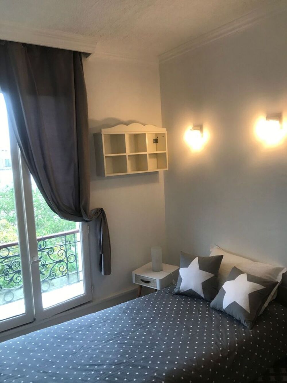Location Appartement Student studio rental Paris 7