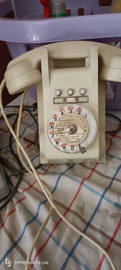 Téléphone ancien 30 Xertigny (88)