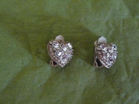 Boucles d'oreilles forme coeurs en strass 5 Celles-sur-Belle (79)
