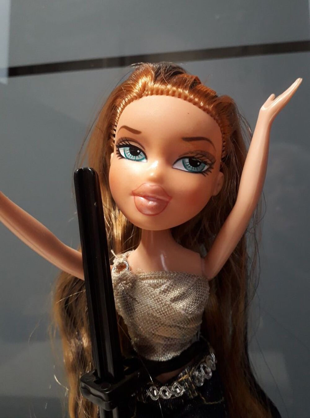Poup&eacute;e BRATZ : YASMIN 2001 