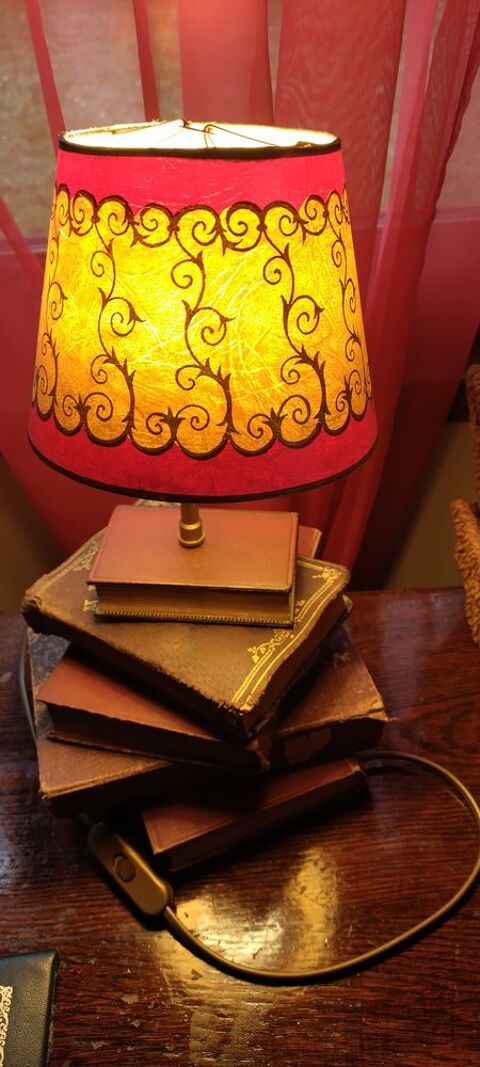 Lampe abat-jour - vintage brocante -  � poser 29 Neuville-sur-Sa�ne (69)