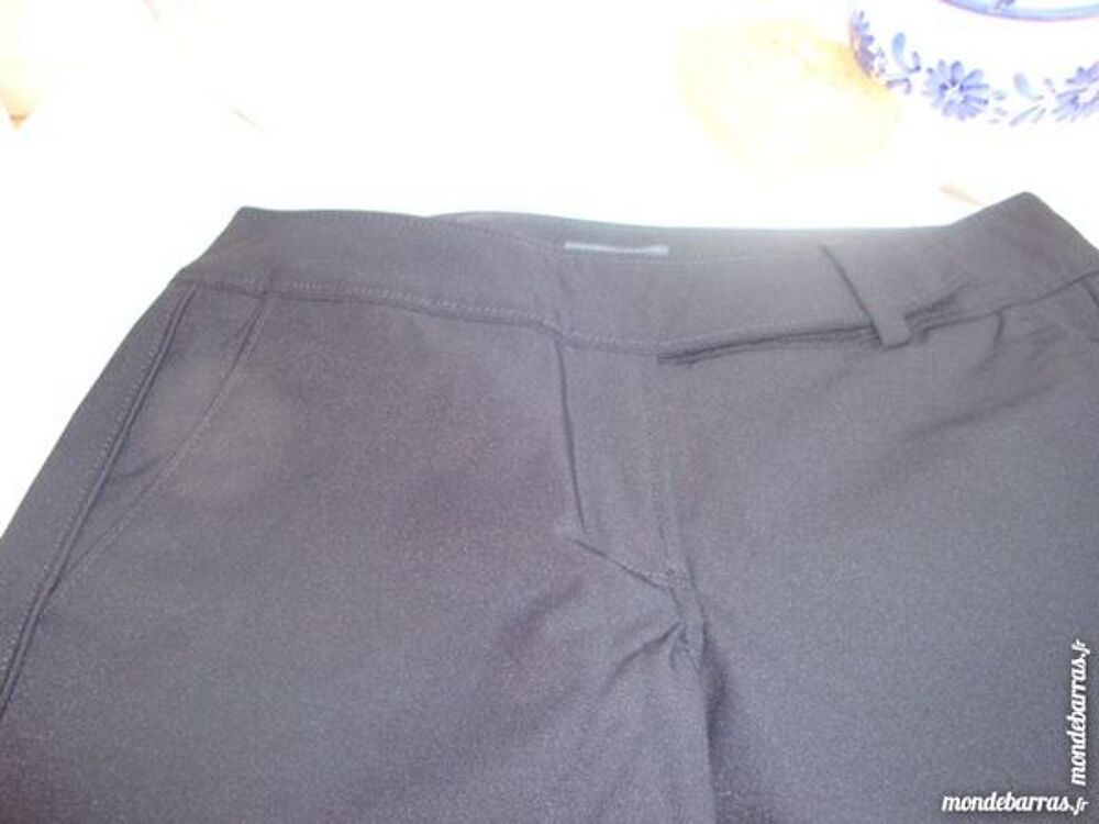 Pantalon noir marque MEXX Vtements