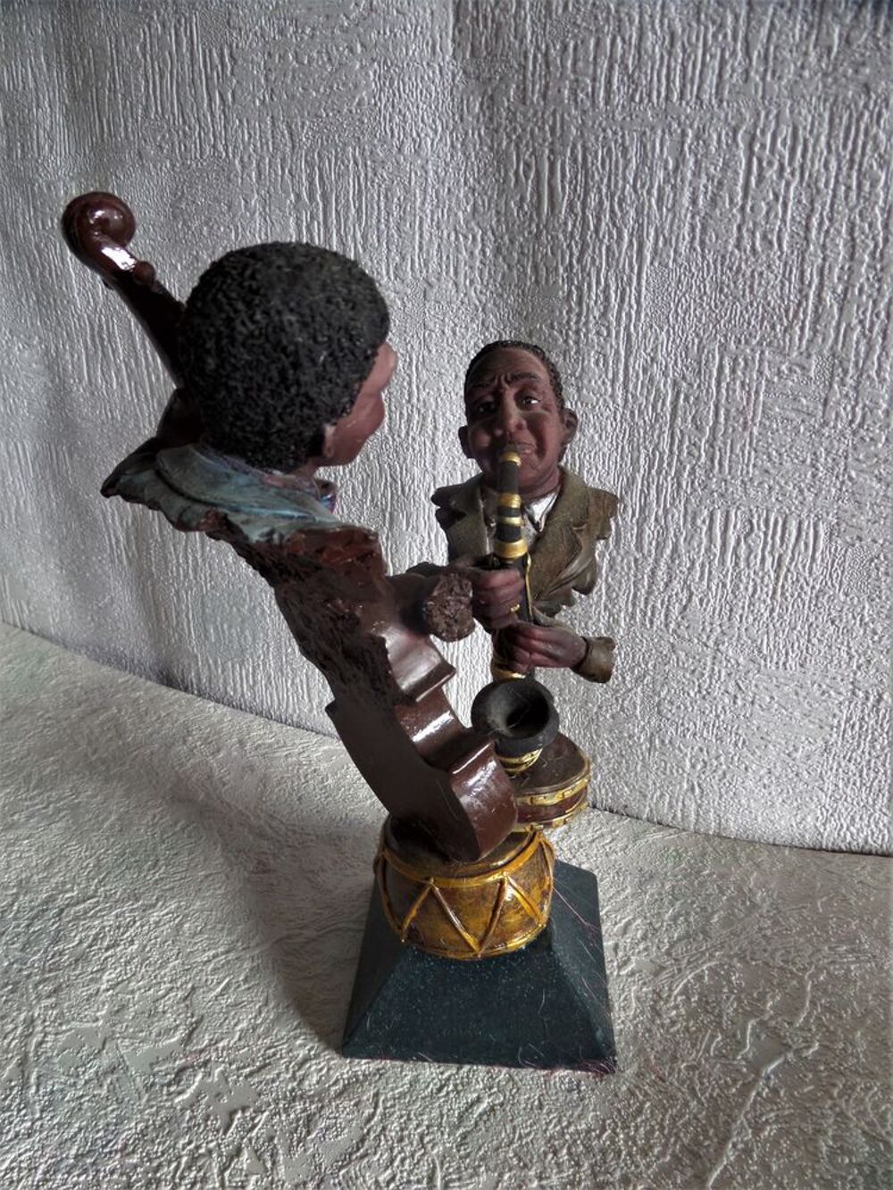statuettes de joueurs de jazz 
