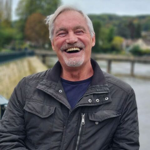 Très bon bricoleur cherche tous travaux à effectuer 
0 95130 Franconville