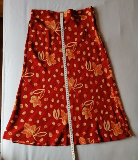 JUPE A FLEURS 5 Nevers (58)